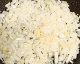 Foto del paso 1 de la receta: Berenjenas rellenas de carne y bechamel