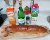 Foto del paso 1 de la receta: Torrijas de leche y de vino blanco
