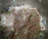 Foto langkah ke 2 dari resep Meat Hamburger.