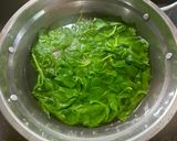 Hình bước làm 4 của món SP.0783 - Canh Đọt Nhãn Lồng Nấu Chả Cá