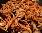 Zöldsèges garnèla wokban, shitake gombával és pirított penne tésztával recept fázis 7 fotója