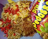Foto langkah ke 5 dari resep Mie Goreng Jawa.