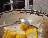 Foto langkah ke 4 dari resep Cumi Jagung Asam Manis.