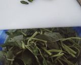 Foto langkah ke 1 dari resep Tumis bayam.
