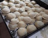 Foto del paso 5 de la receta: Sorrentinos de acelga y ricota