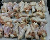 Foto langkah ke 1 dari resep Soy souce drum stick chicken.