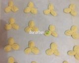 Foto langkah ke 6 dari resep Kukis Keju Putih Telur/ Egg White Cheese Cookies.