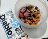 รูปขั้นตอนการทำที่ 3 ของ Overnight Oatmeal: ธัญพืช สตรอว์เบอร์รี่ ช็อกโกแลต แบบไม่อ้วน