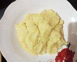 صورة لخطوة 3 من وصفة بطاطس مهروسه بالثوم 😋😋