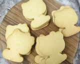 Foto langkah ke 5 dari resep Cookies Hias with Royal Icing (922).