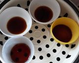 A picture of step 4 of Coffee Flan.