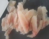 Foto langkah ke 2 dari resep Fish Bun with Potato Chips.