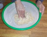 Foto langkah ke 6 dari resep Cara Membuat Adonan Roti yang Empuk & Mengembang.