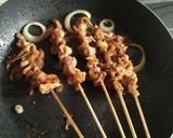 Foto langkah ke 3 dari resep Sate Jamur Bumbu Praktis.