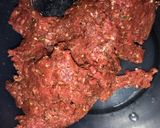 A picture of step 1 of Low Fat Beef Burgers.
