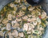 Foto del paso 4 de la receta: Farfalle e funghi 🍜