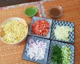 A picture of step 1 of Mumbai bhelpuri.