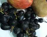 A picture of step 2 of Pav fruit choco blast.