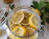 A picture of step 1 of Elderflower Syrup.