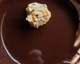 Foto del paso 3 de la receta: Ni las migas se tiran, se transforman en deliciosas TRUFAS BAÑADAS EN CHOCOLATE🍬