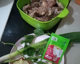 Foto langkah ke 1 dari resep Sop Tulangan Sapi.