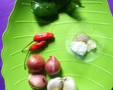Foto langkah ke 1 dari resep Nasi Goreng Daun Jeruk.