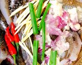 Hình bước làm 1 của món Cá Bống Kho Tộ