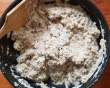 Foto del paso 5 de la receta: Chayotes rellenos de requesón con champiñones