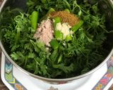 A picture of step 2 of Spicy Green Amla Chutney.