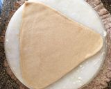 A picture of step 3 of Coconut flavor stuffed chapati#themechallenge#coconutchapati.