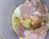 A picture of step 4 of Bow tie meat pie.