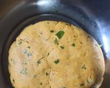 A picture of step 3 of Potato Thepla.