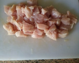 Foto del paso 1 de la receta: Pollo al Strogonoff con champiñón en conserva