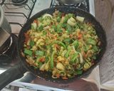 Foto del paso 5 de la receta: Tortilla de brócoli y puerro al horno