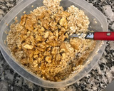 Foto del paso 3 de la receta: Galletas de avena, banana y nuez súper fit !