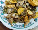 Foto langkah ke 3 dari resep Lauk campur-campur cabe hijau.