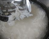 A picture of step 1 of Tomato rice.