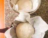 Hình bước làm 3 của món Rustic bread (bánh mì thô nướng nồi gang)