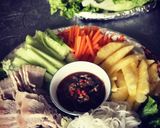 Hình bước làm 1 của món Bánh tráng cuốn thịt heo