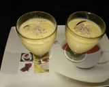 A picture of step 2 of Mango creamy shake.