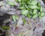 Foto langkah ke 8 dari resep Tumis Bunga Pepaya Pete Rebon | Pahitnya Pas!.
