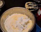 Foto langkah ke 4 dari resep Marmer Brownies.