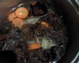 Foto langkah ke 2 dari resep Sop Ayam Ubi.