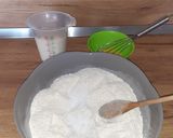 Kedvenc zsemle/buci a'la Dorci (tejmentesen is leírva) recept fázis 2 fotója