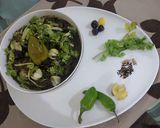 A picture of step 9 of Palak Chicken (spinach).