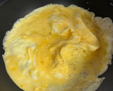 Foto del paso 2 de la receta: Bocata de tortilla francesa con parmesano ¡un descubrimiento!