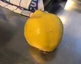 Une image de l'étape 1 de Salade de fruits d'hiver aux amandes.