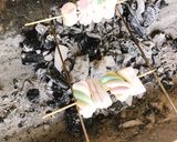 Φωτογραφία βήματος 2 της συνταγής Grilled Marshmallows