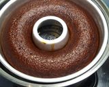 Foto langkah ke 5 dari resep Bolu Karamel Sarang Semut Takaran Sendok No Mixer No Oven.