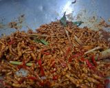 Foto langkah ke 5 dari resep Kering tempe bekal sekolah praktis.